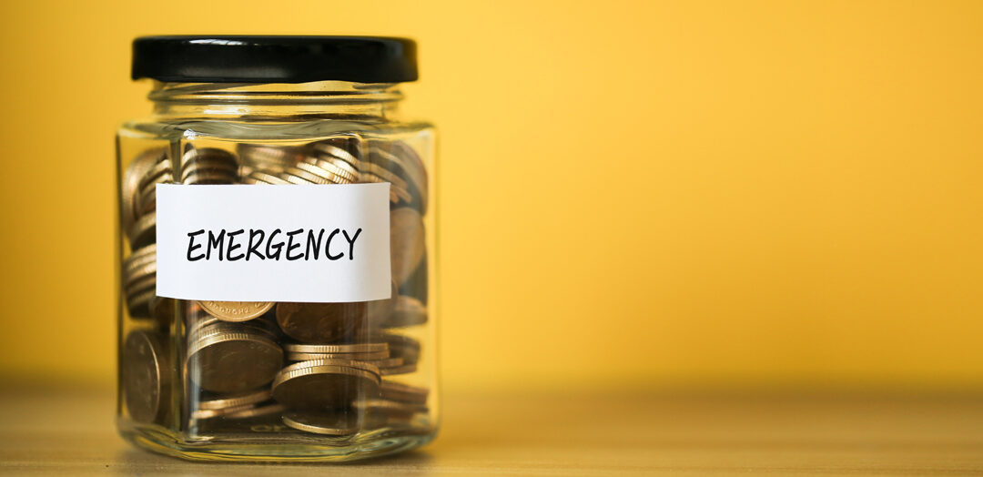 Why is it important to have an emergency savings fund?